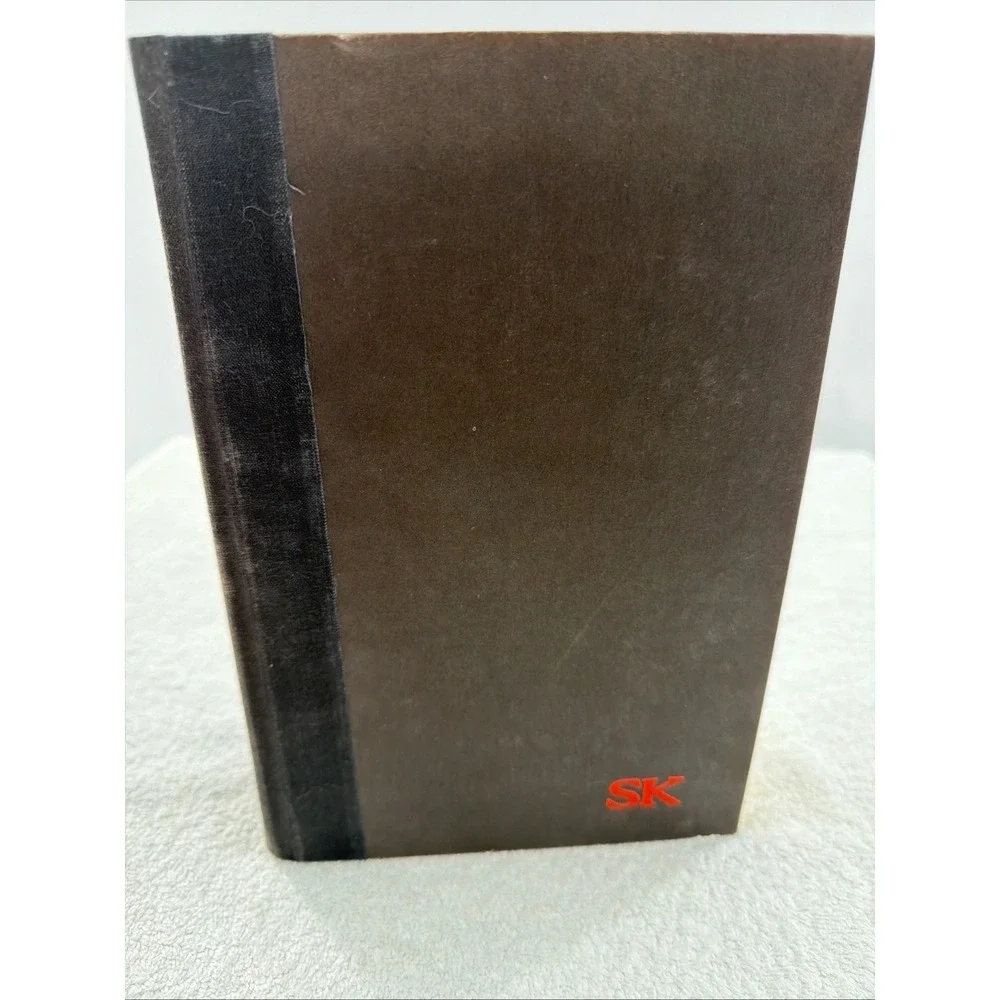 IT by Stephen King 1986 1st Edition & Print Hardcover No Dust Jacket